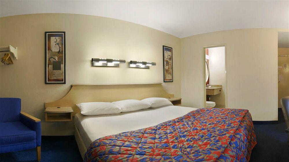 Motel 6-Atlanta, Ga - Downtown Exterior photo