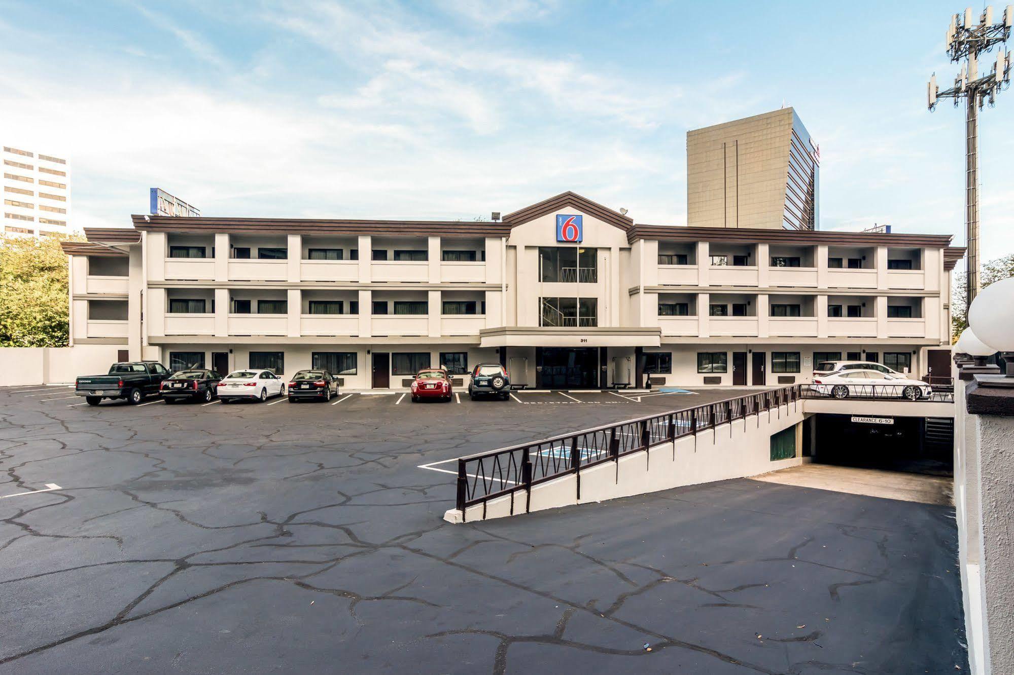 Motel 6-Atlanta, Ga - Downtown Exterior photo